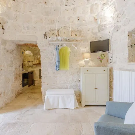Trullo Quattro Carrini By Interhome Ceglie Messapica